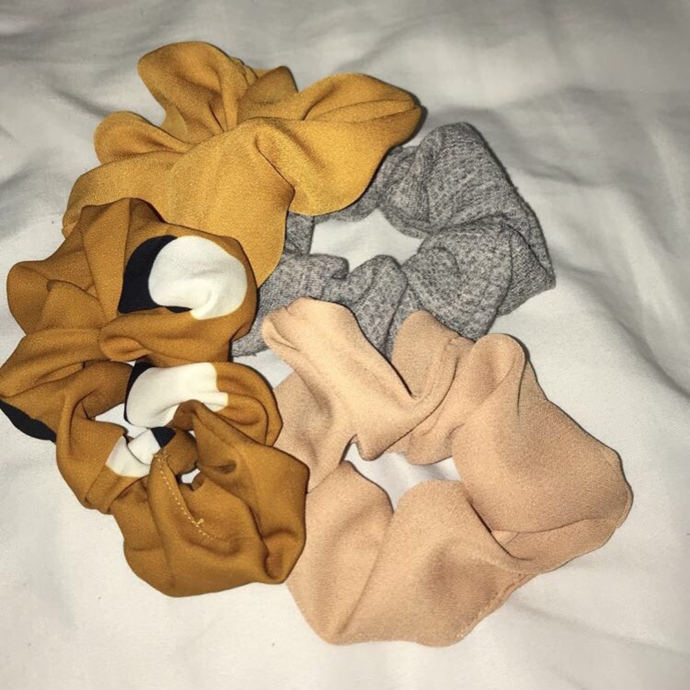 scrunchies